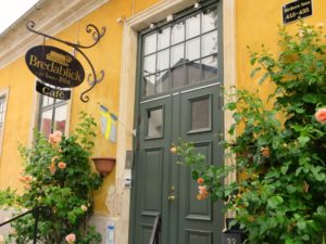 e8a7ec4be7f0eee226eedcb53a3c89fe m