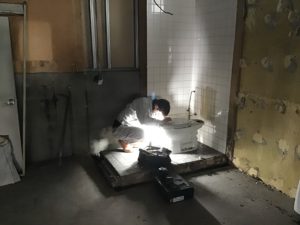 F5694B11 6378 4687 8DAE 3EF1583FDB0D