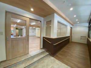 横浜市磯子 デイサービス デザイン 内装1